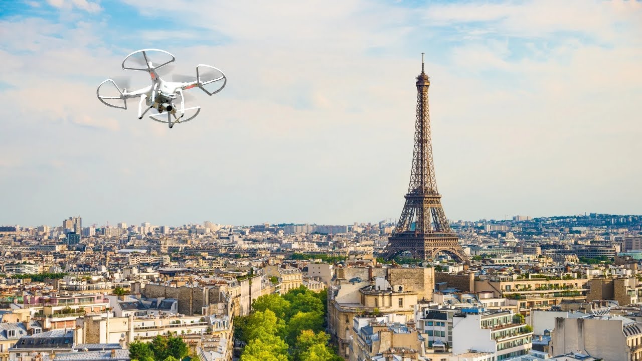 Drone in paris